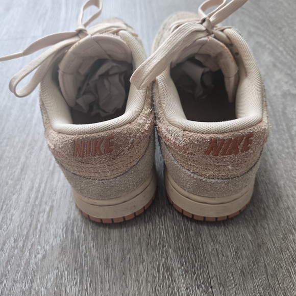 Nike Dunk Low Sanddrift Amber Brown Shaggy Suede Sneakers Wmns 8 - Picture 3 of 9